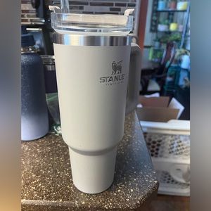 40 oz Stanley